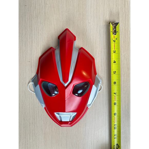 Rare Ultraman Mask from the Ultraman Live Show - New with Tags - Picture 3 of 7